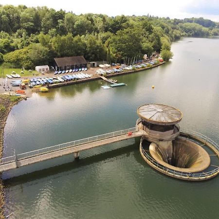 Quirky Vintage Horsebox Conversion With Stunning Views Of Ardingly Reservoir Balcombe Exteriör bild